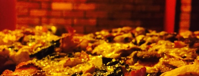 Adriano's Pizza Pasta & Vino is one of Gordeando.
