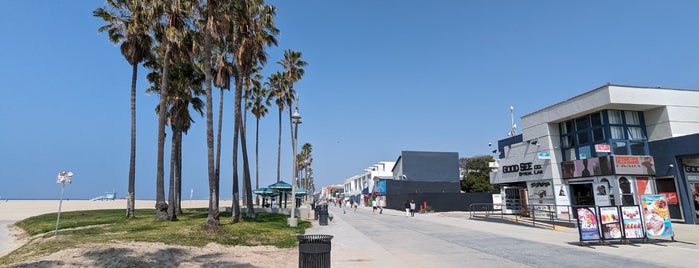 Venice Beach Boardwalk is one of LA Recommendations 2015.