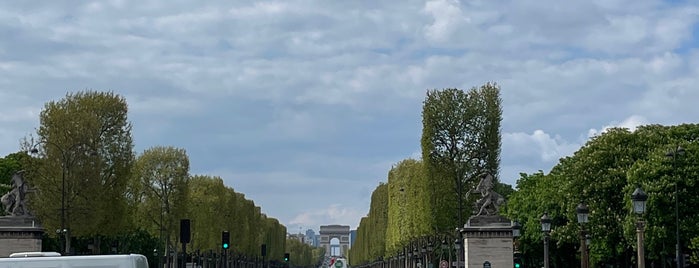 Quartier des Champs-Élysées is one of Paris.