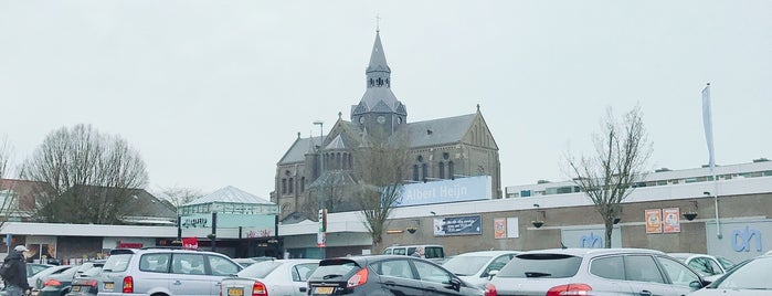 Albert Heijn is one of Albert Heijn (Noord-Brabant).