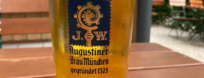 Garchinger Augustiner is one of Locais curtidos por Buğra.