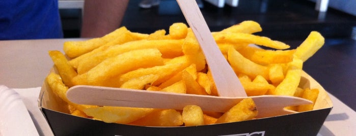 Pommes Freunde is one of Lugares favoritos de Ester.