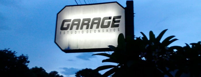 Garage Estudio De Ensaios is one of Tempat yang Disukai Carlos Dario.