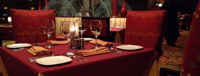 CK's Restaurant And Lounge at The Marriott Hotel is one of Locais curtidos por Zach.