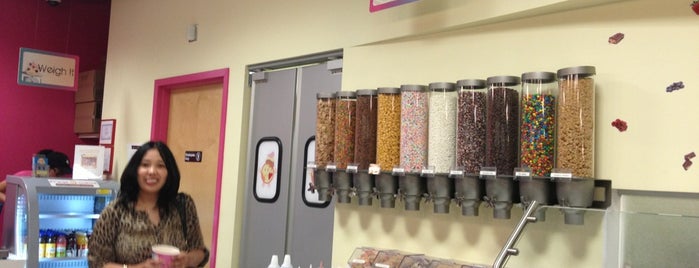 Froyo World is one of Lieux sauvegardés par Soraya.