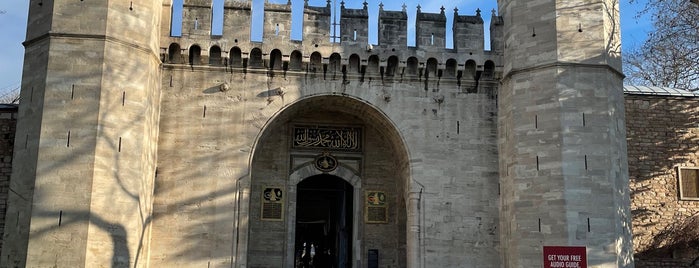 Topkapı Sarayı Revakaltı is one of Özden’s Liked Places.