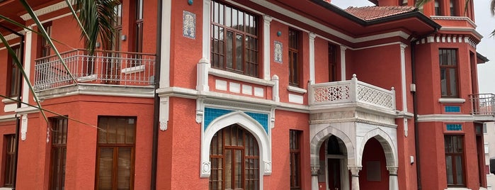 Bozlu Art Project Mongeri Binası is one of İstanbul3.