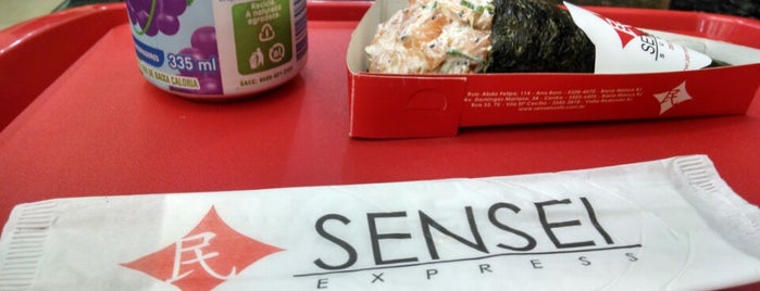Sushi Express is one of Locais salvos de Roberto.