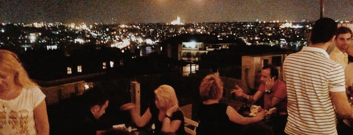 Balkon Bar is one of istanbul.