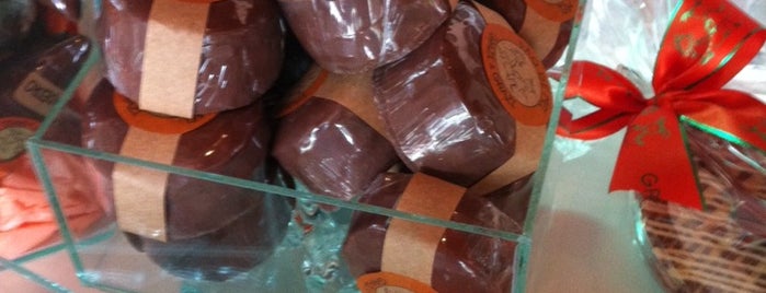 Chocolates Grazi&Grazi is one of Comer em Curitiba.