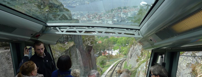Fløibanen is one of Do: Bergen.
