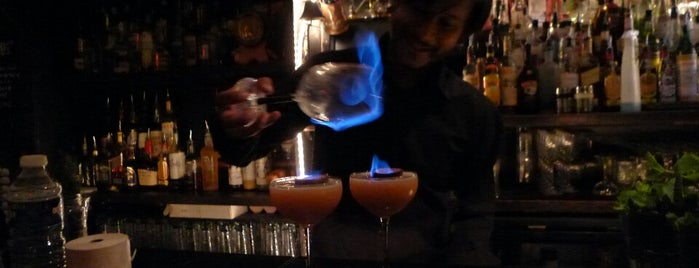 Covent Garden Cocktail Club is one of สถานที่ที่บันทึกไว้ของ Sevgi.