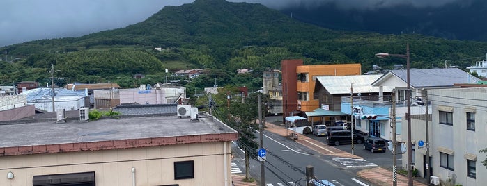 屋久島 is one of 世界遺産.