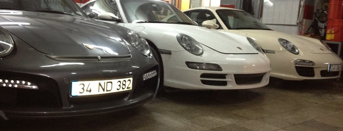 Porsche 3A Service is one of 🇹🇷K🖐🏽Ⓜ️🅰️💪'ın Beğendiği Mekanlar.