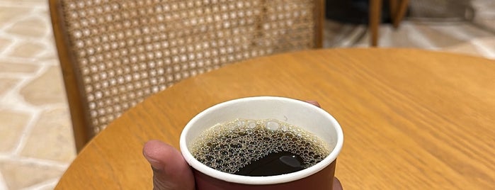 SWAJ Coffee Roasters is one of الشرقيه.