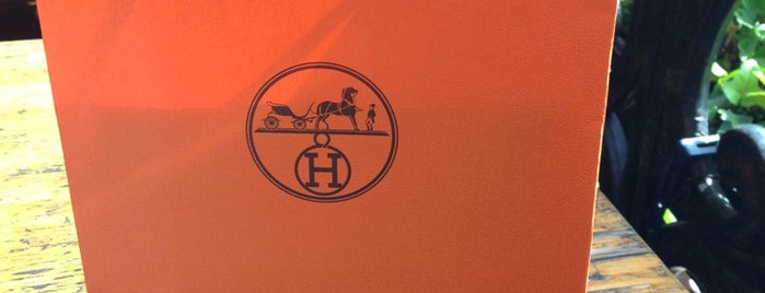 Hermès is one of Oslo.
