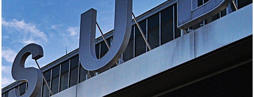 Aeroporto di Parigi-Orly (ORY) is one of Airports.