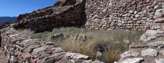 Tuzigoot National Monument is one of National Park Service.