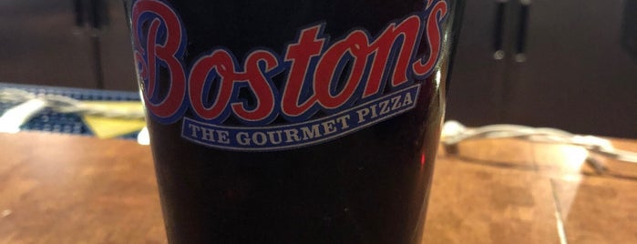 Boston's Restaurant & Sports Bar is one of A local’s guide: 48 hours in Bellingham, WA.