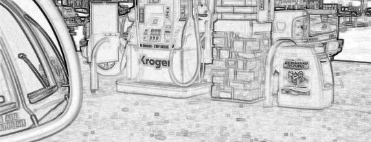 Kroger Fuel Center is one of Locais curtidos por Amby.