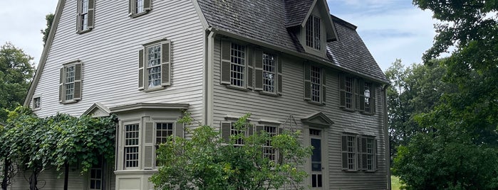 The Old Manse is one of Concord, MA.