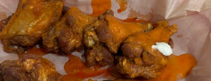 Cousin Vinnie's World Famous Chicken Wings is one of Liked Places.