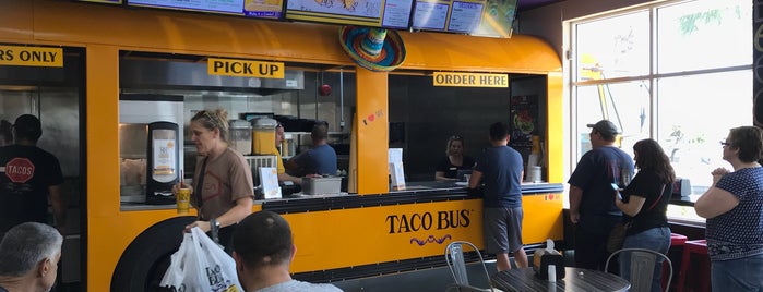 Taco Bus is one of Kimmieさんの保存済みスポット.
