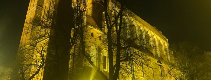Bazylika katedralna św. Jana Chrzciciela i św. Jana Ewangelisty is one of Toruń's sights.