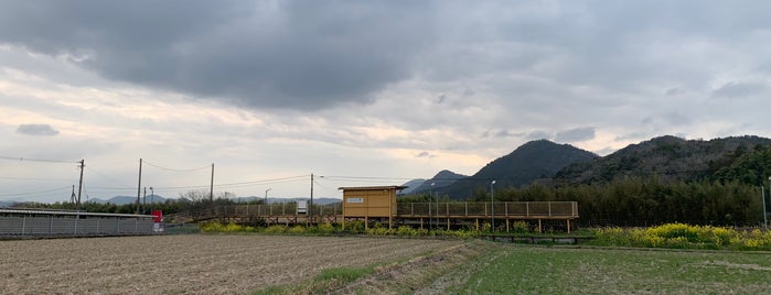 Shintoyotsu Station is one of 福岡県の私鉄・地下鉄駅.