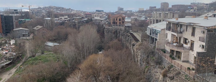 Հաղթանակի կամուրջ | Victory Bridge is one of Yerevan.