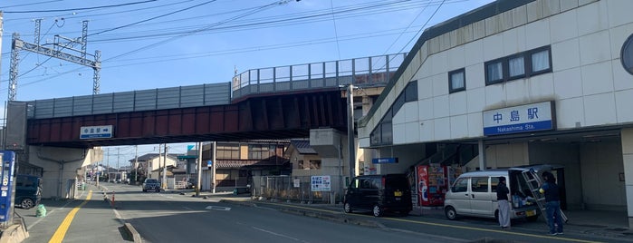 Nishitetsu-Nakashima Station (T42) is one of 鉄道.
