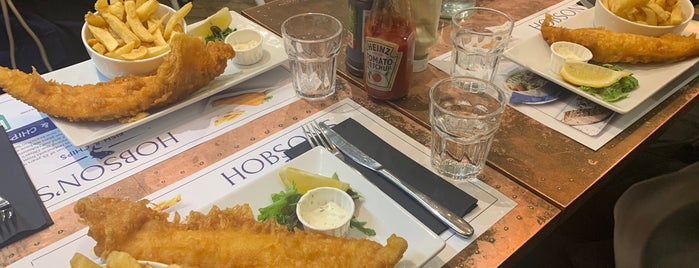 Hobson’s Fish & Chips is one of Locais salvos de B.