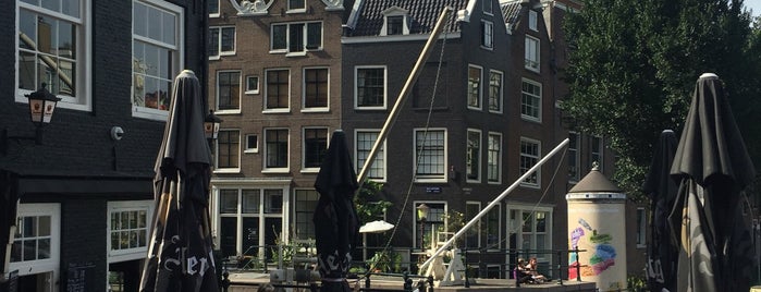 De Sluyswacht is one of Hallo Amsterdam!.