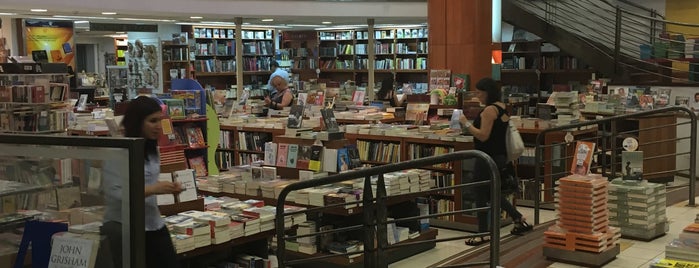 Libreria Manantial is one of Librerias.