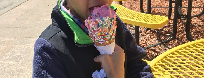 Marble Slab Creamery is one of Close To Home.
