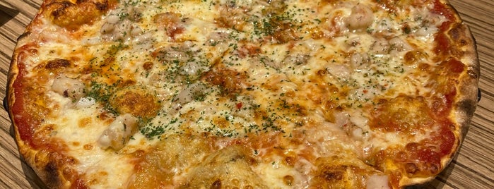 Pizzeria Nao is one of FUKUOKA.