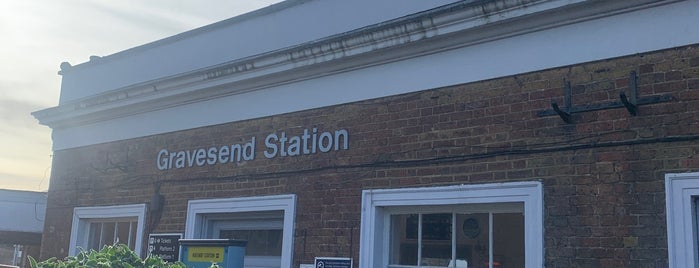 Gravesend Railway Station (GRV) is one of UK Train Stations.