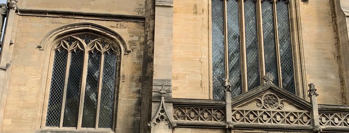 St Michael le Belfrey is one of York historic buildings & streets.