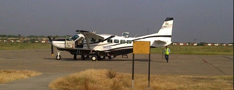Kandla Aerodrome is one of Gujarat Tourist Circuit.
