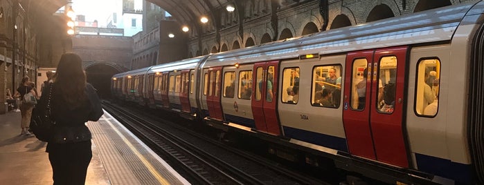 Notting Hill Gate Station Stop D is one of UK.