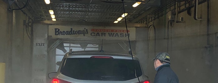 Kendall Car Wash is one of Lieux qui ont plu à Gary.