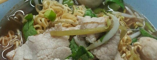 ก๊วยเตี๋ยวหมูน้ำตก is one of Aroi Nanglerng.