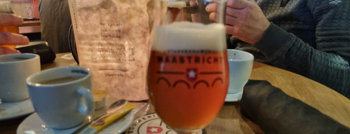 Stadsbrouwerij Maastricht is one of Locais curtidos por Clive.