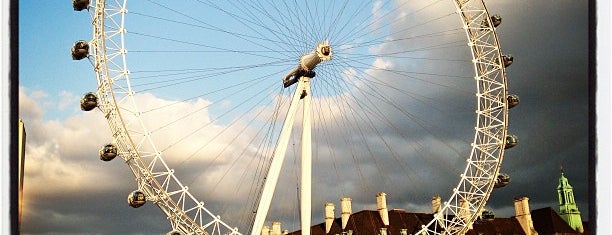 The London Eye is one of London / Großbritannien.