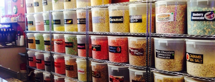 Gerald's Gourmet Popcorn is one of สถานที่ที่ Social Business Solutions Group ถูกใจ.