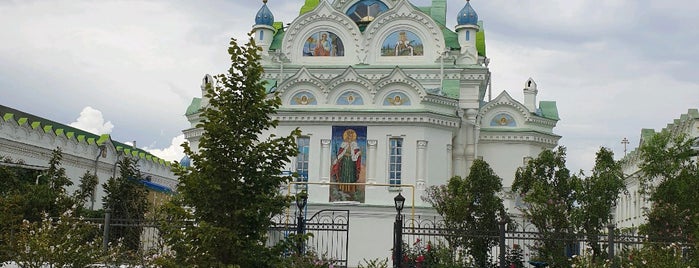 Свято-Екатерининская Церковь is one of Православные места.