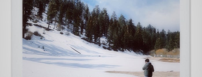 Snowdrift - Snow Tubing Park is one of Big Bear Lake (Anti-Zombie Survival).