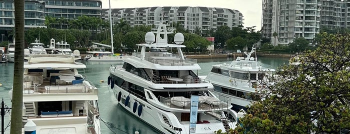 ONE°15 Marina Club is one of Singapore.