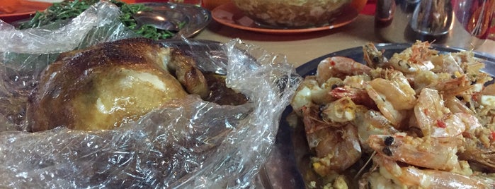 Teo Seafood Buntal is one of Must-visit Food in Kuching.