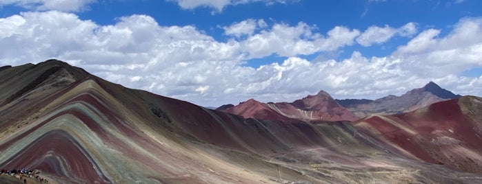 Vinicunca (Montaña de Siete Colores) is one of Peru.